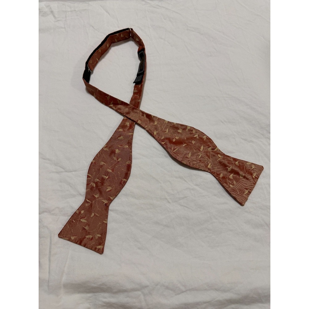 Britches of Georgetowne Italian Silk Bow Tie Rust Orange Gold Leaf AS IS